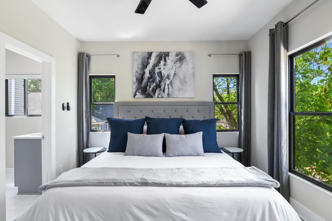The Red Door - Ultra Modern Atlanta Home - Designedbydom ภายนอก รูปภาพ